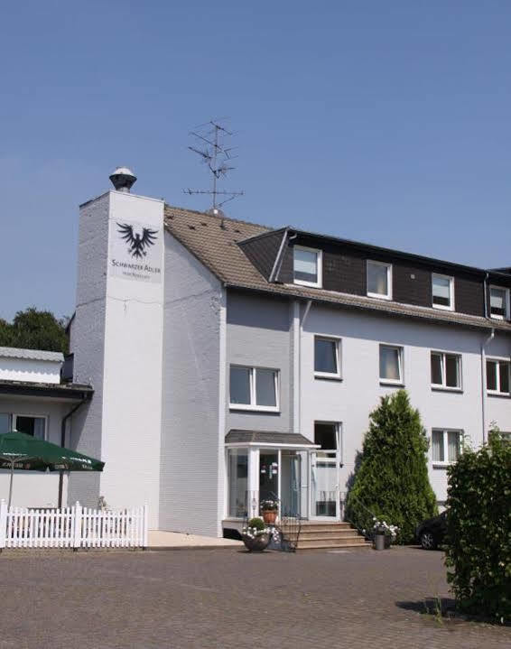 Hotel Schwarzer Adler Moers Ngoại thất bức ảnh